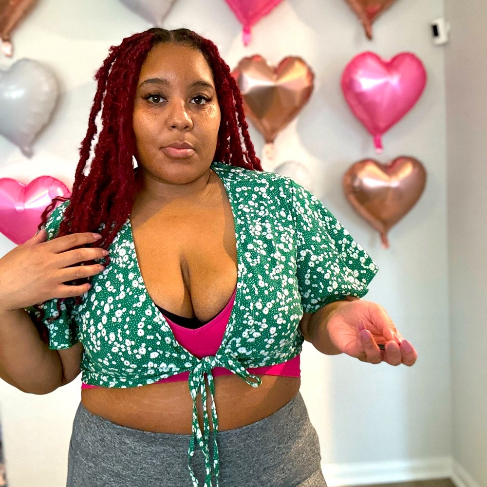 SHEIN Crop Top